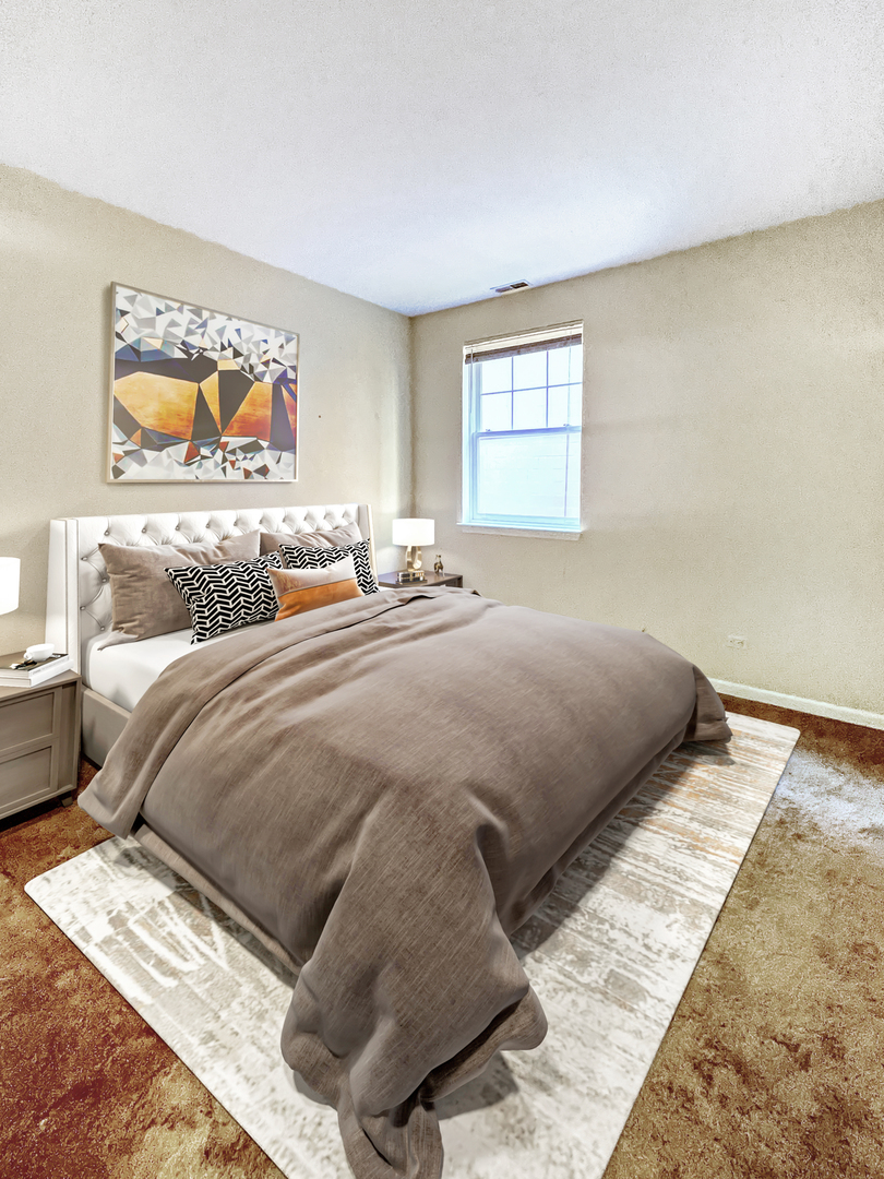808 W University Lane Unit: 2A