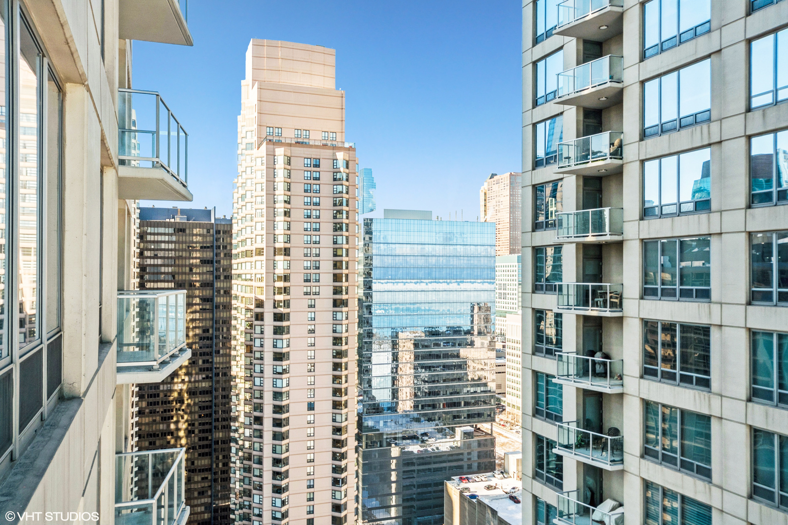 600 N LAKE SHORE Drive Unit: 3310