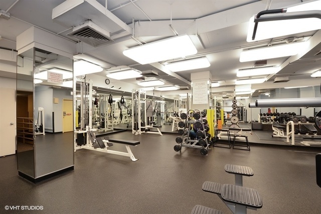 211 E Ohio Street Unit: 2907