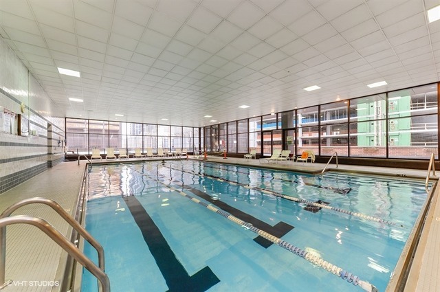 211 E Ohio Street Unit: 2907