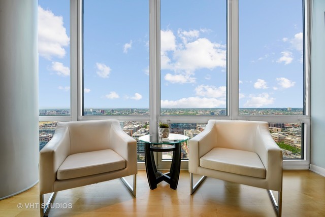 737 W WASHINGTON Boulevard Unit: 2508