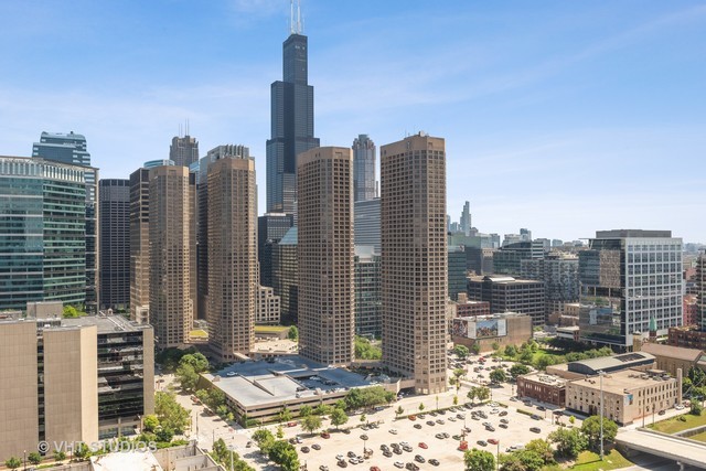 737 W WASHINGTON Boulevard Unit: 2508