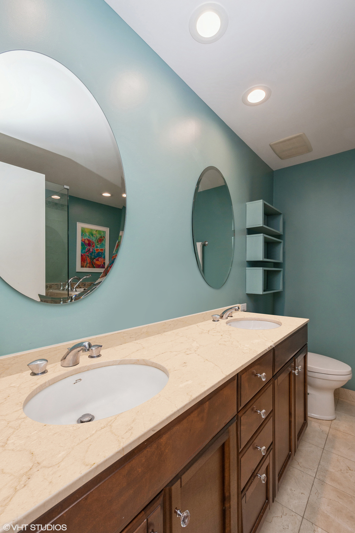 530 N Lake Shore Drive Unit: 1003