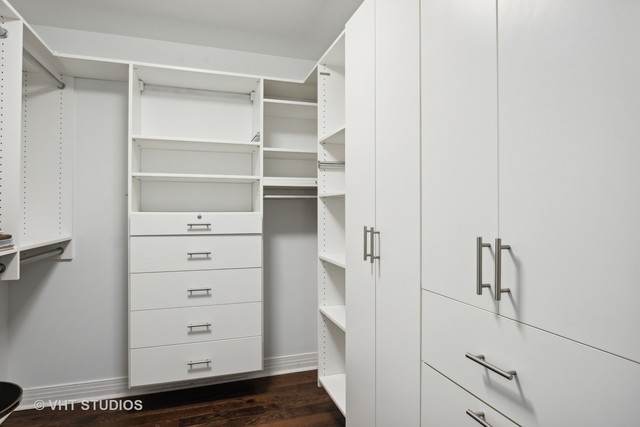 600 N LAKE SHORE Drive Unit: 2910