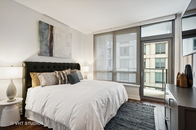600 N LAKE SHORE Drive Unit: 2910