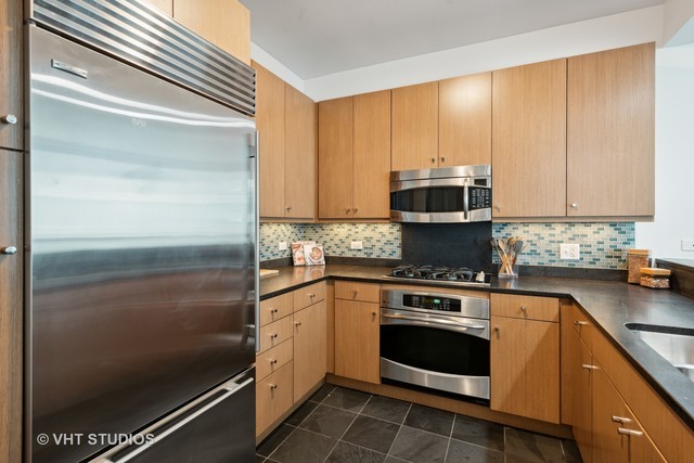 600 N LAKE SHORE Drive Unit: 2910