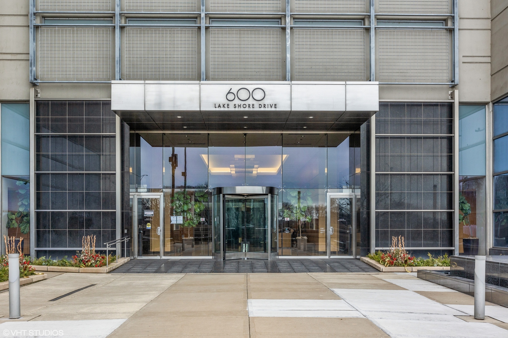 600 N LAKE SHORE Drive Unit: 2608