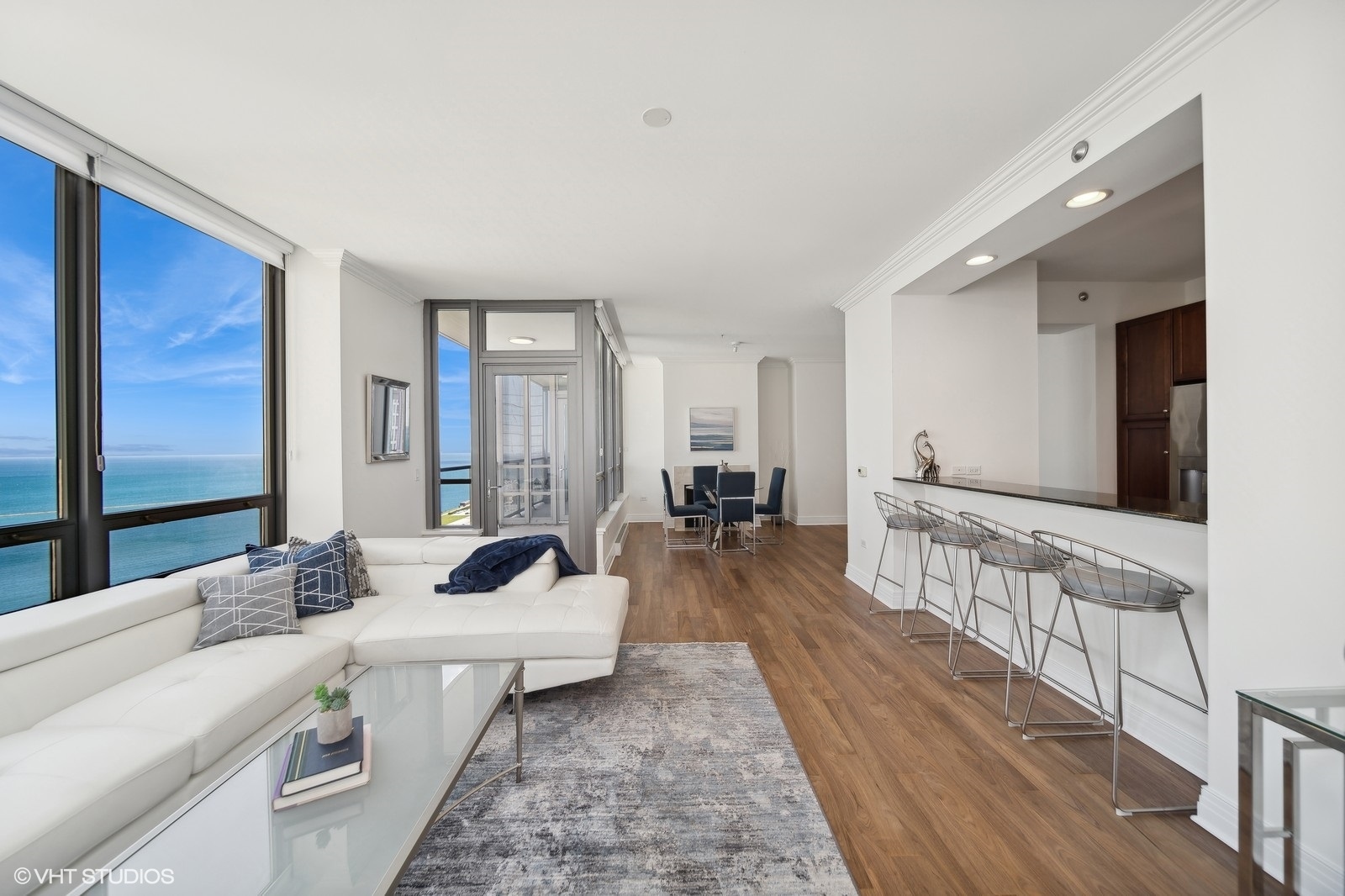 600 N Lake Shore Drive Unit: 2901