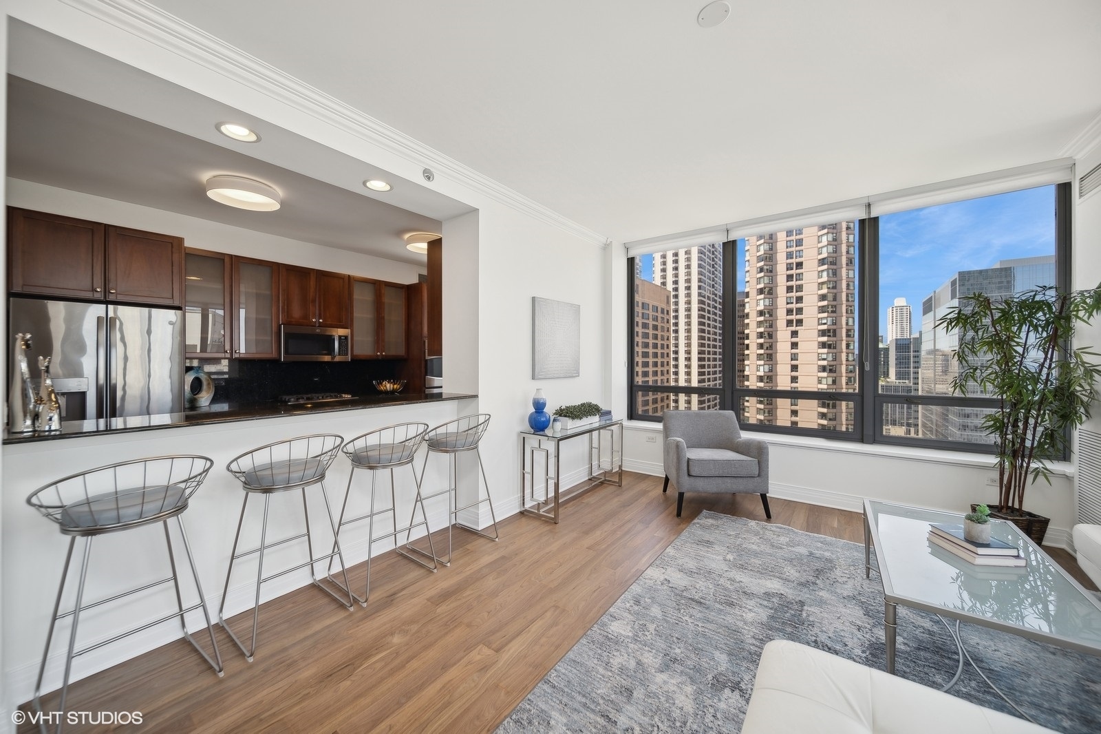 600 N Lake Shore Drive Unit: 2901
