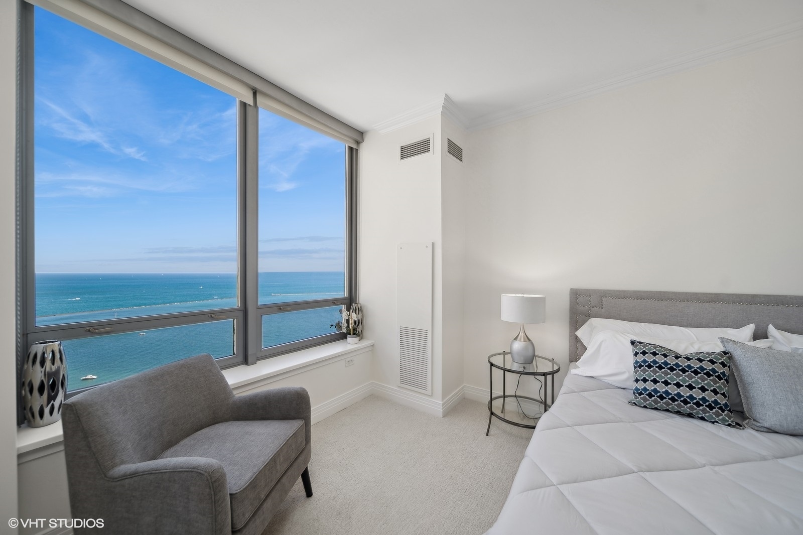 600 N Lake Shore Drive Unit: 2901