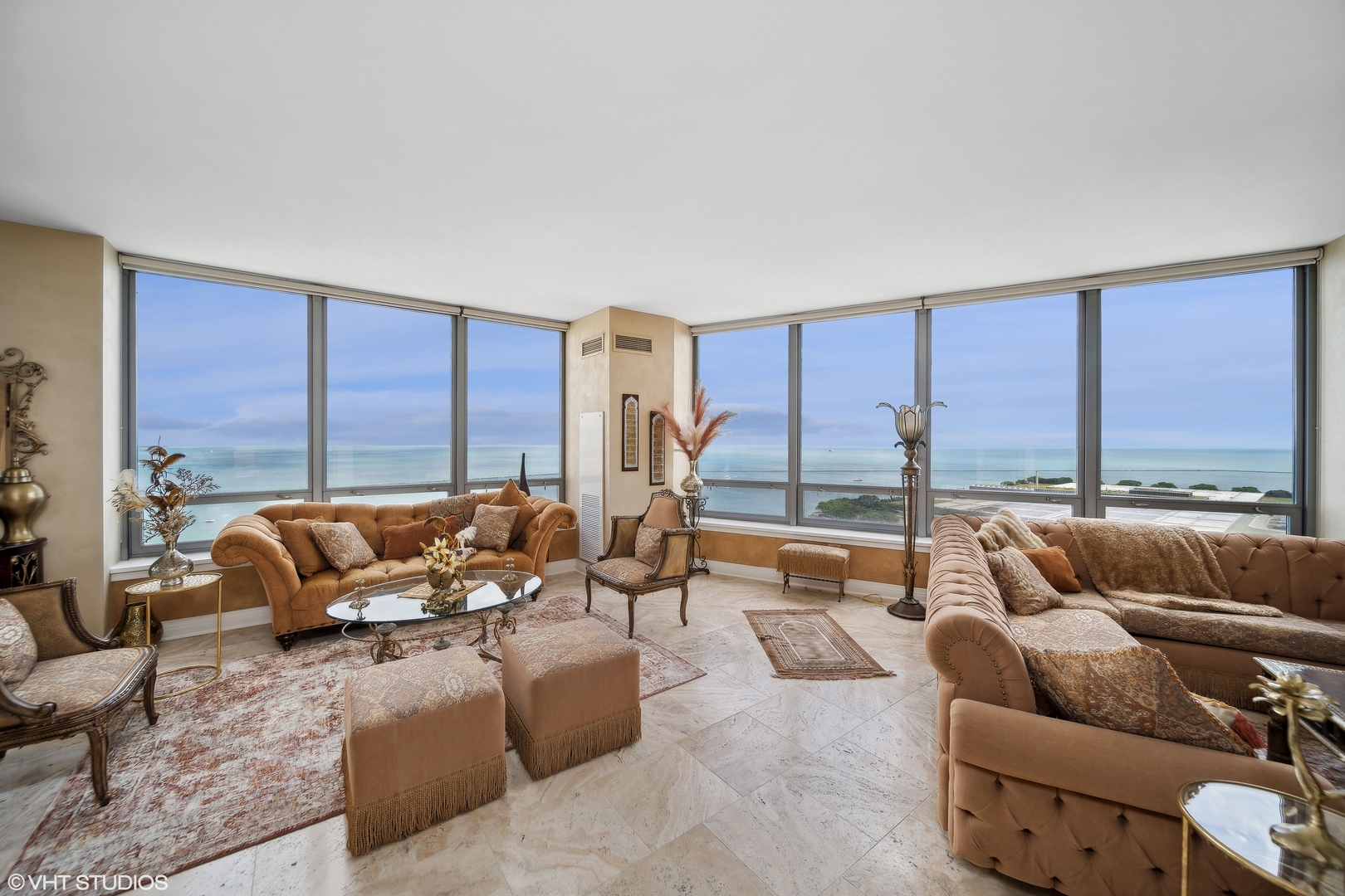 600 N LAKE SHORE Drive Unit: 2205