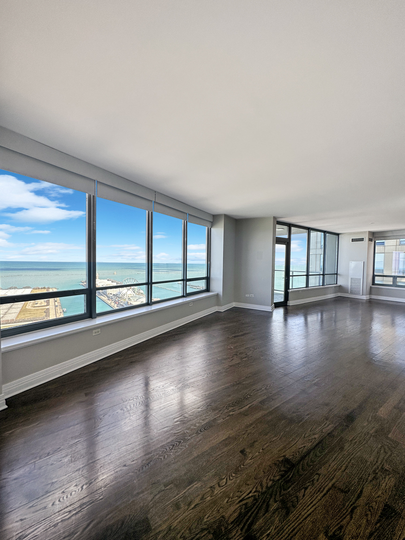 600 N Lake Shore Drive Unit: 3504