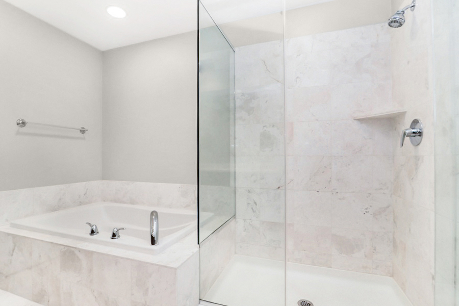 600 N Lake Shore Drive Unit: 3504
