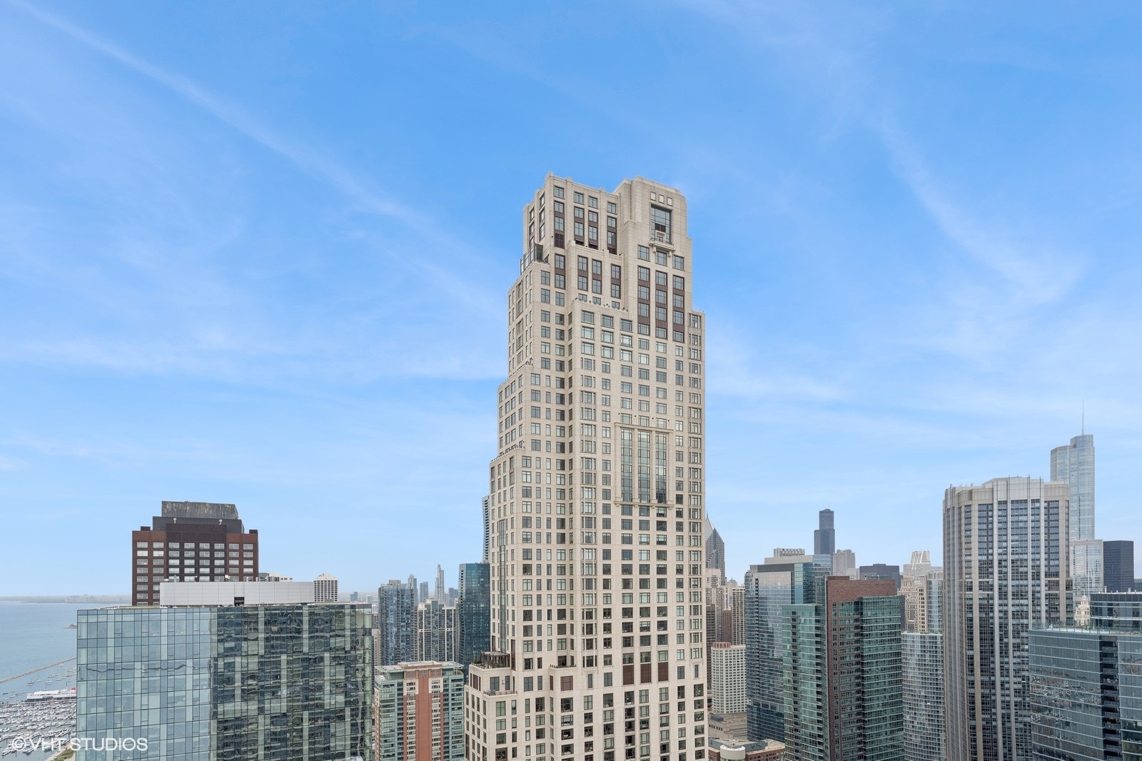 600 N Lake Shore Drive Unit: 4210