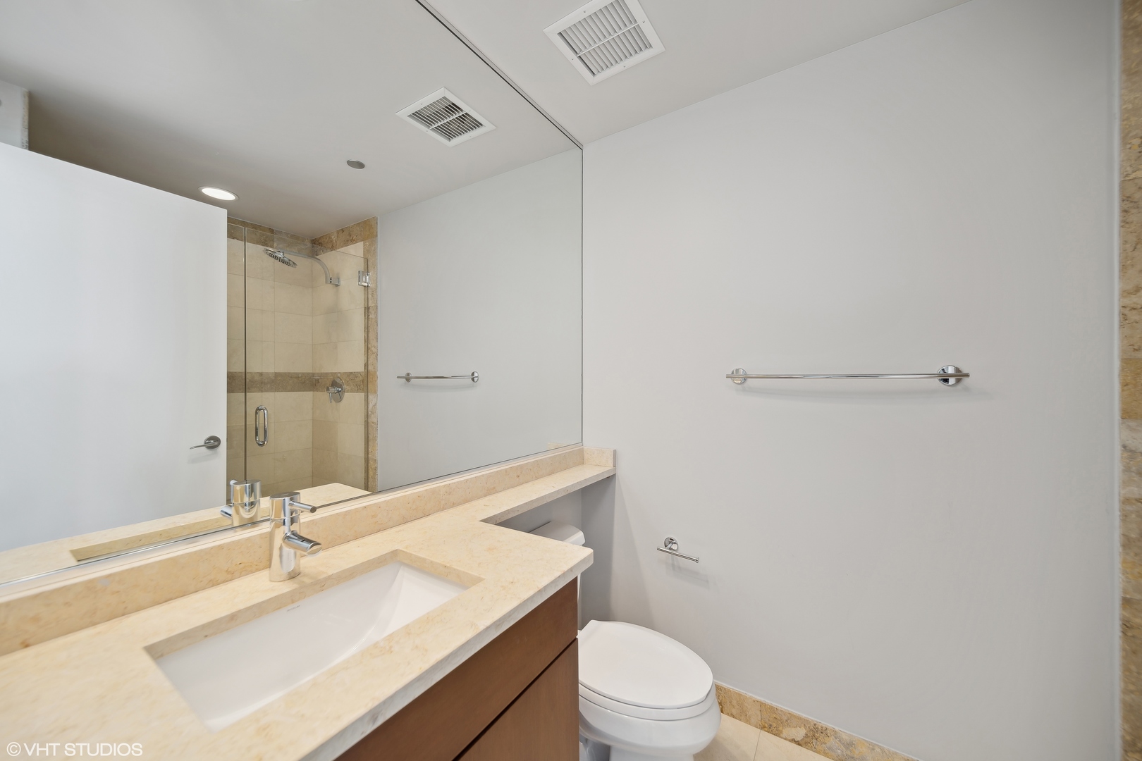 600 N LAKE SHORE Drive Unit: 1205