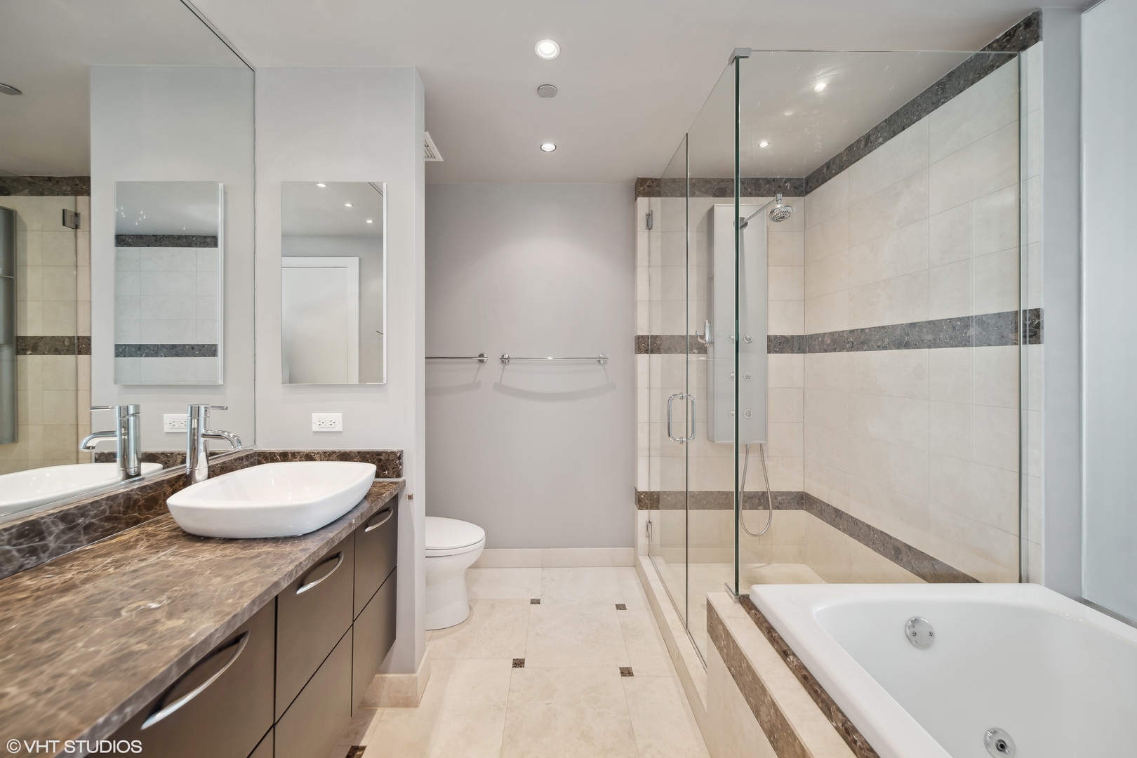 600 N LAKE SHORE Drive Unit: 1205