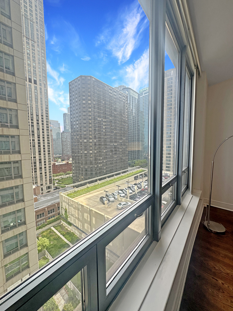 600 N Lake Shore Drive Unit: 1803