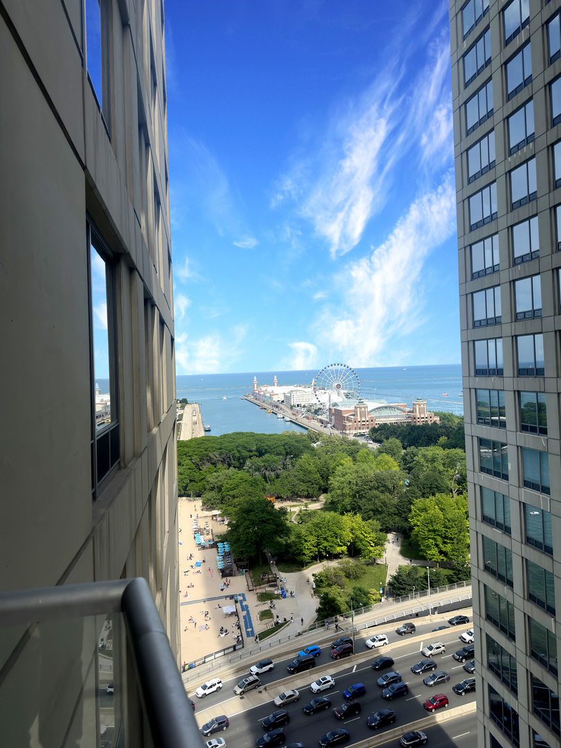 600 N Lake Shore Drive Unit: 1803