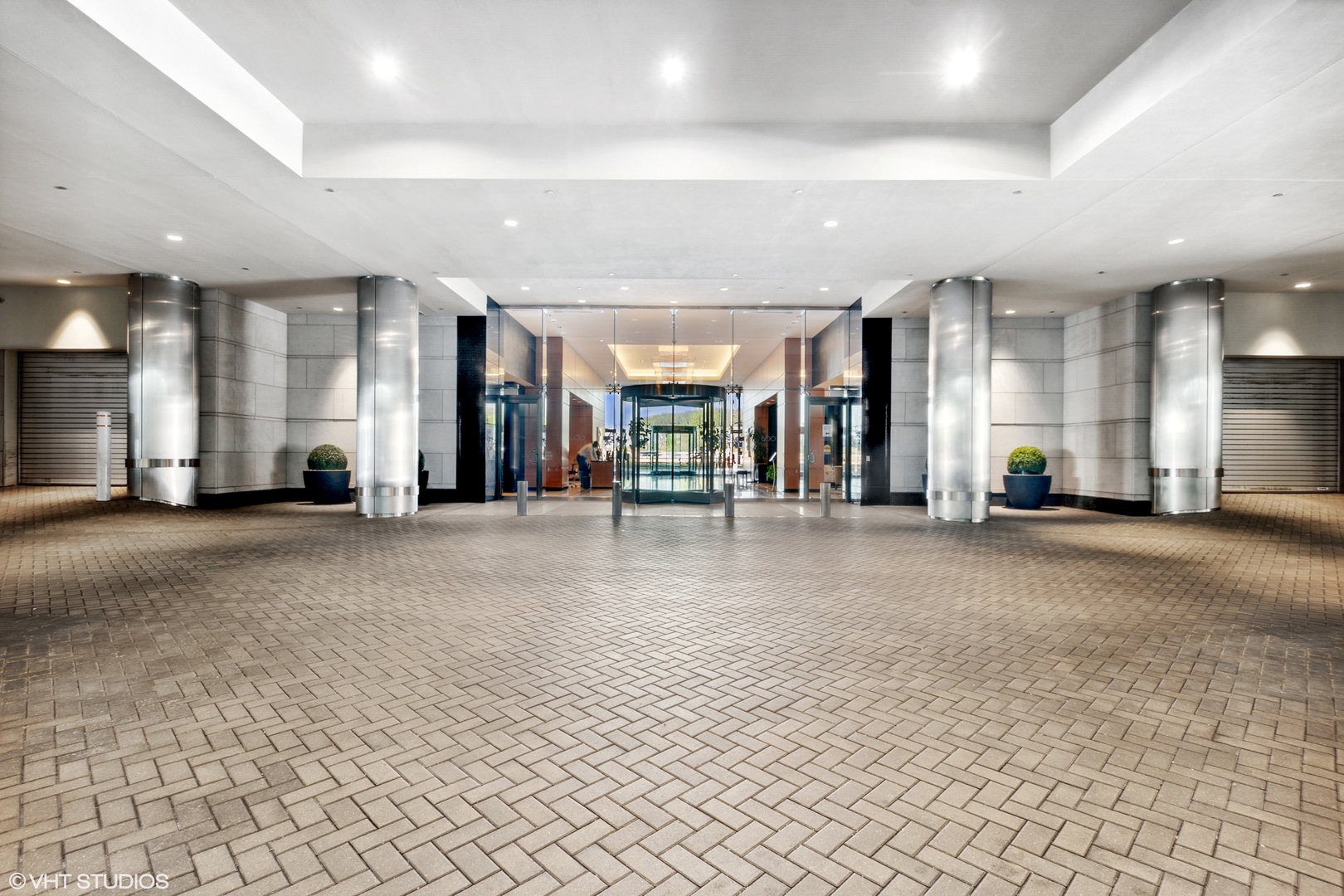 600 N Lake Shore Drive Unit: 1803
