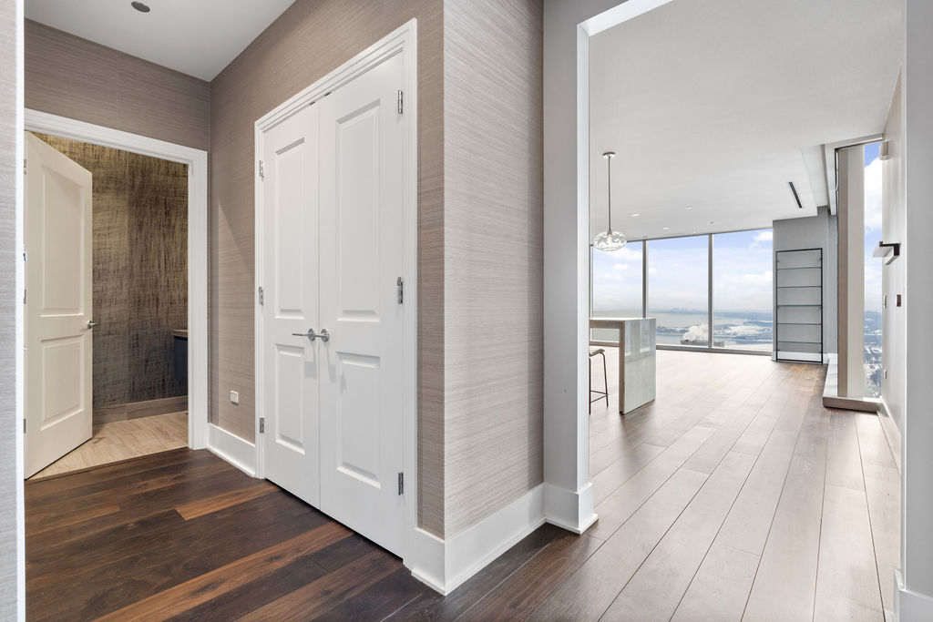 363 E Wacker Drive Unit: 3607