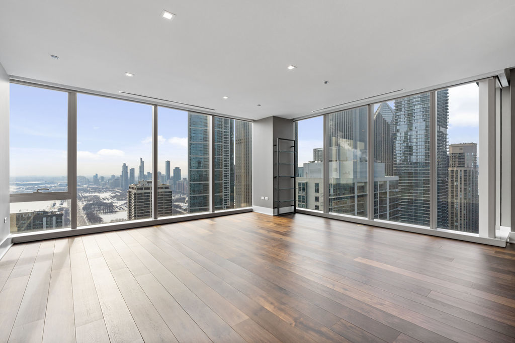 363 E Wacker Drive Unit: 3607