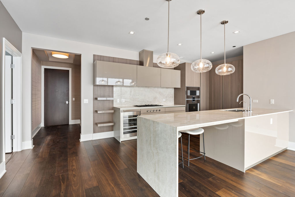 363 E Wacker Drive Unit: 3607