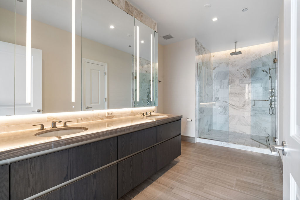 363 E Wacker Drive Unit: 3607