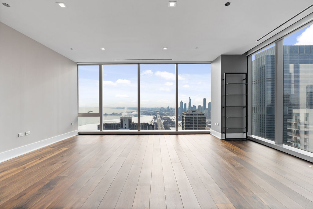 363 E Wacker Drive Unit: 3607