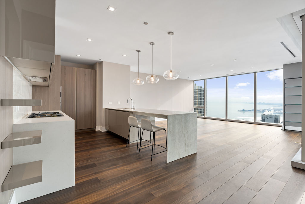 363 E Wacker Drive Unit: 3607
