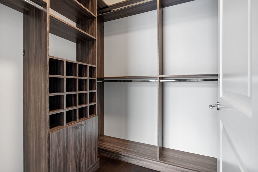 363 E Wacker Drive Unit: 3607
