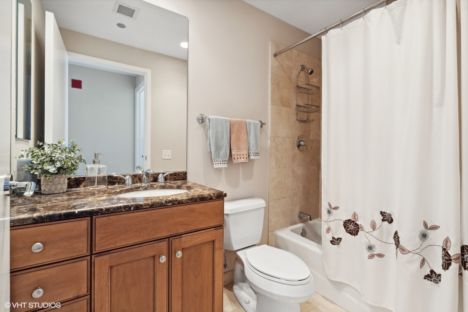 600 N LAKE SHORE Drive Unit: 3511