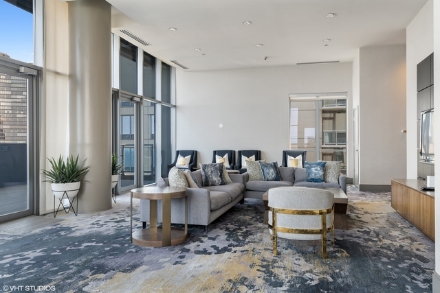 600 N LAKE SHORE Drive Unit: 3010