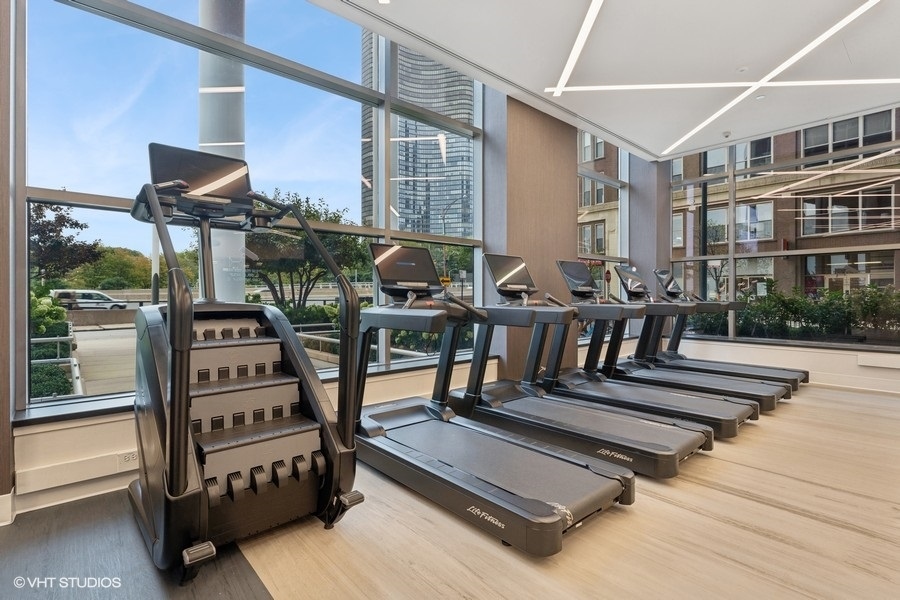600 N LAKE SHORE Drive Unit: 3010
