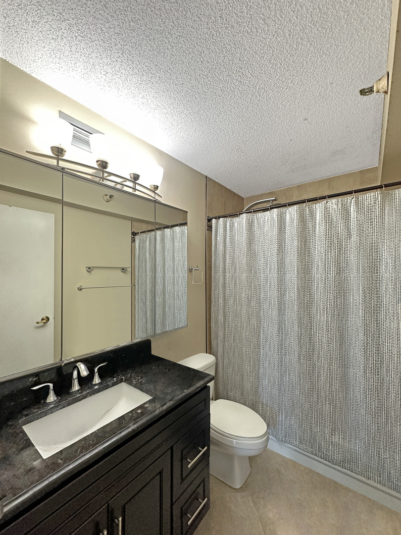 440 N Wabash Avenue Unit: 2504