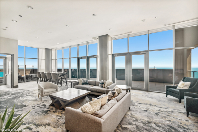 600 N Lake Shore Drive Unit: 3202
