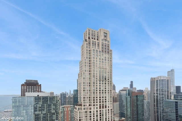 600 N Lake Shore Drive Unit: 3202