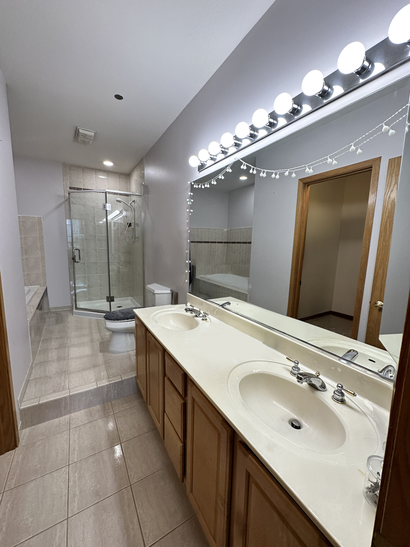 910 S Michigan Avenue Unit: 1406