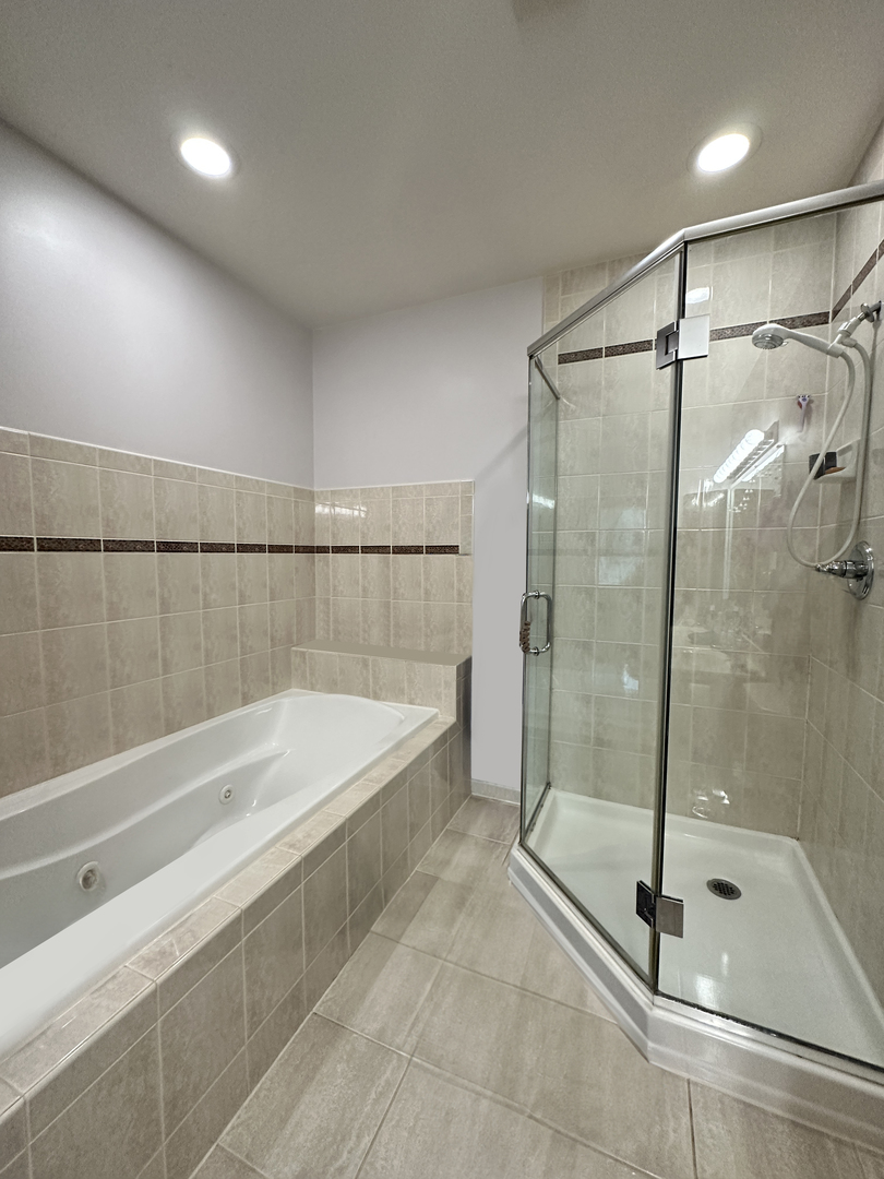 910 S Michigan Avenue Unit: 1406