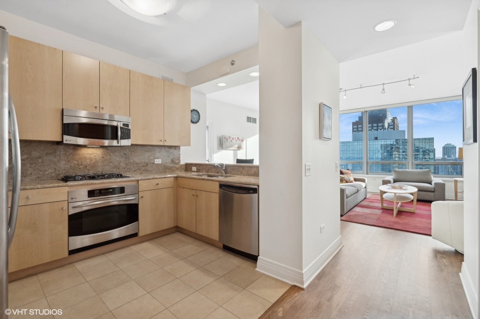 600 N Lake Shore Drive Unit: 4407