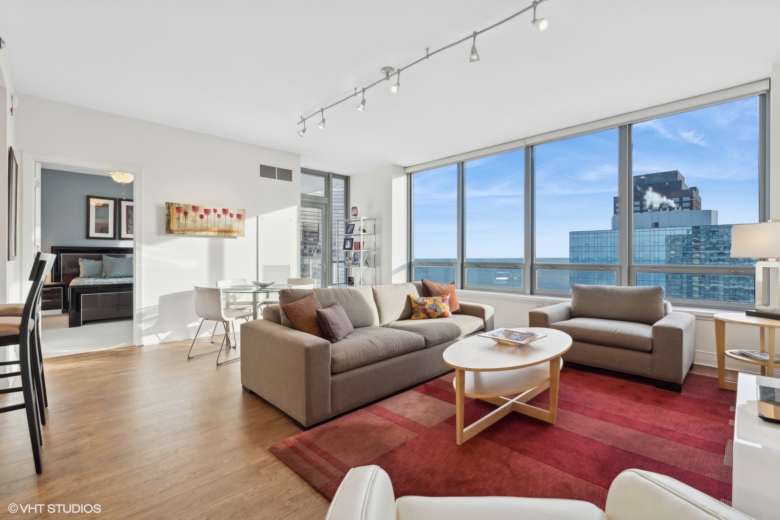 600 N Lake Shore Drive Unit: 4407