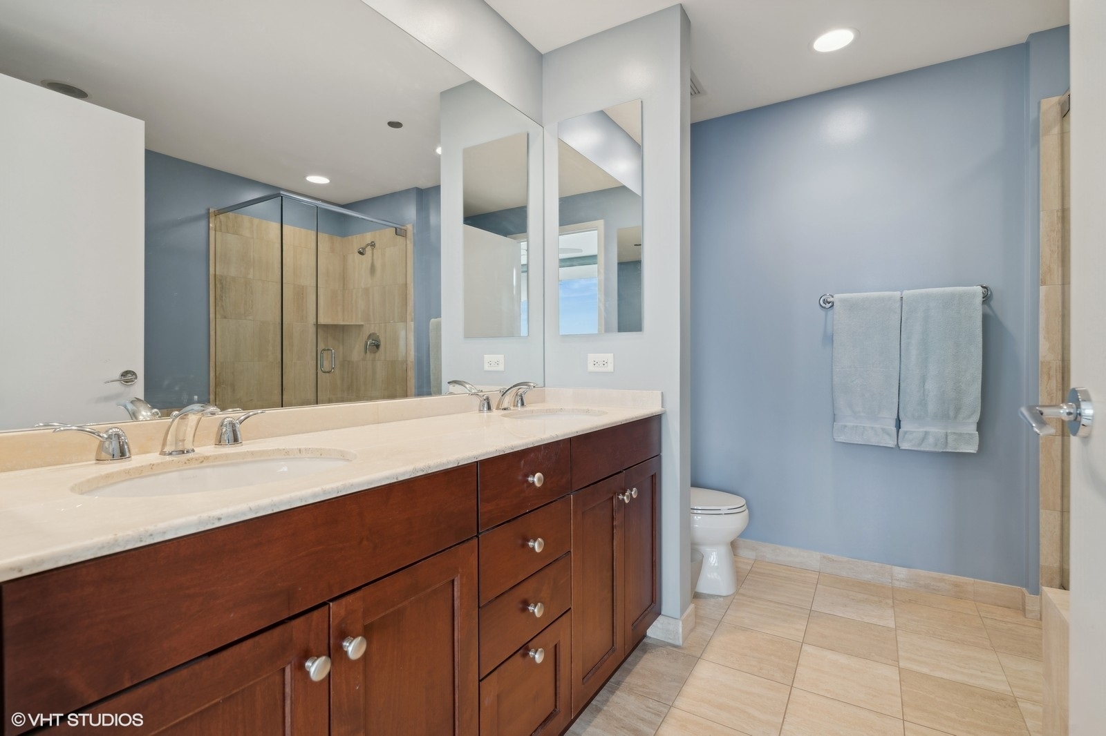 600 N Lake Shore Drive Unit: 4407