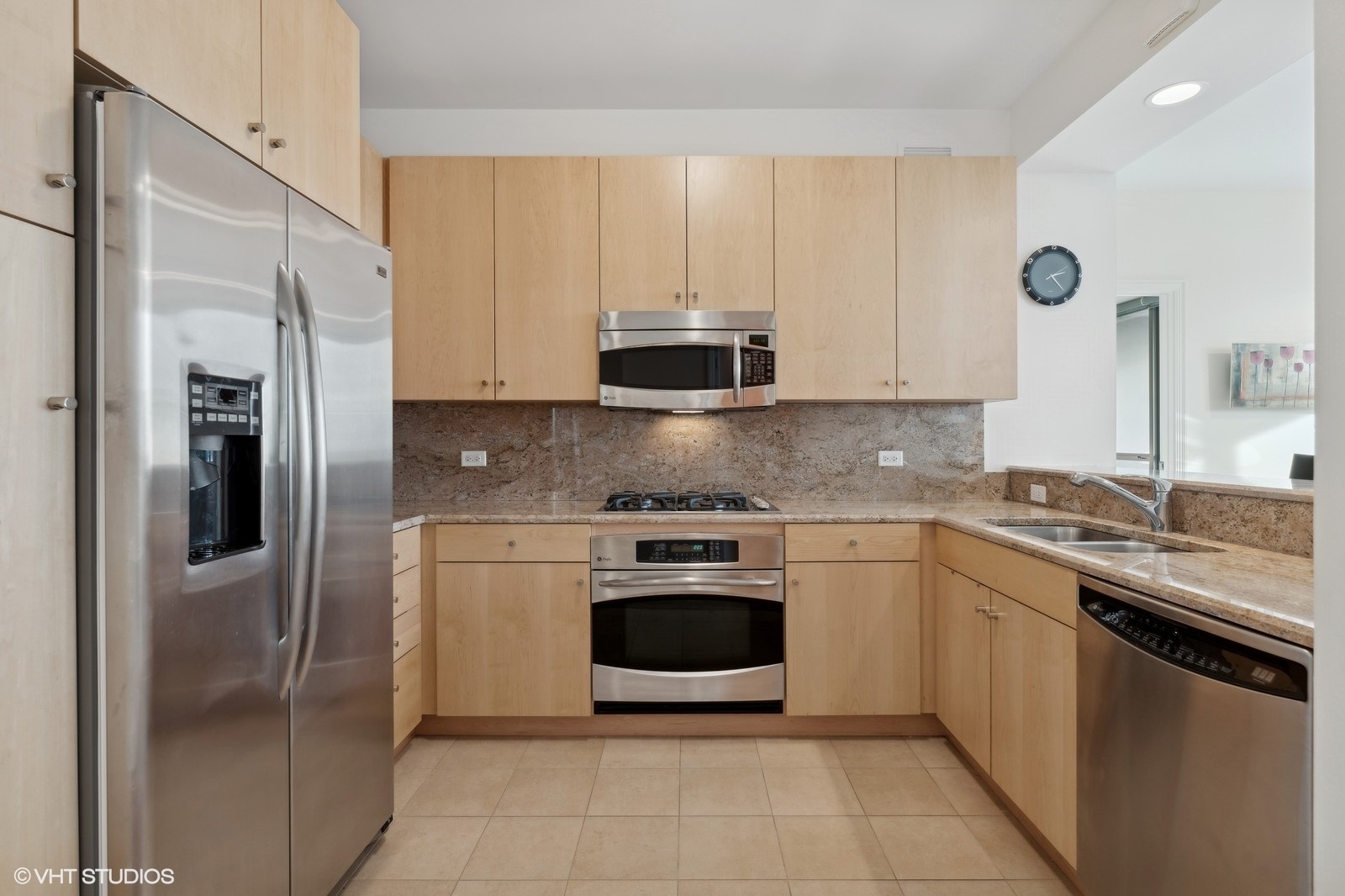 600 N Lake Shore Drive Unit: 4407