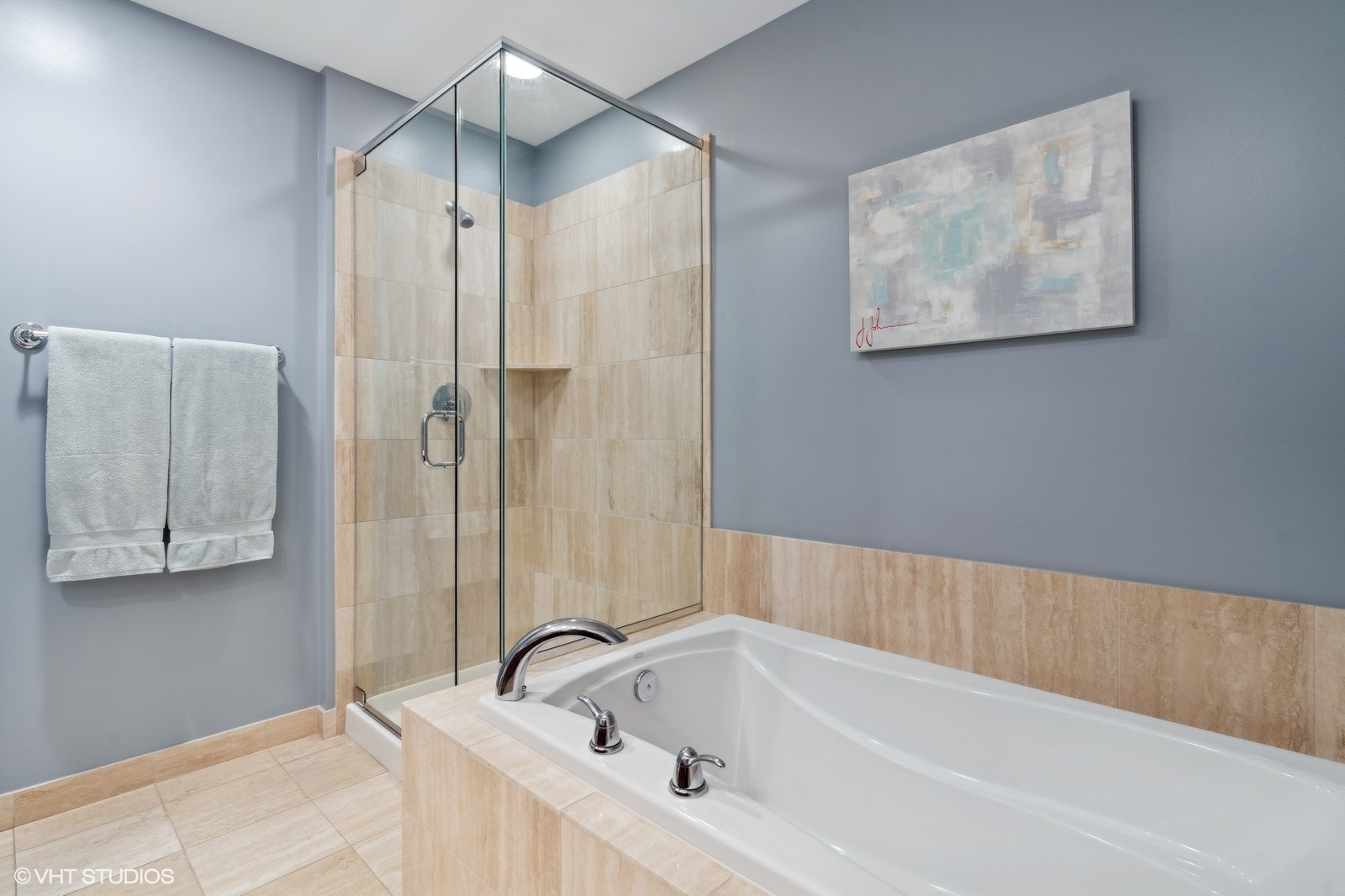 600 N Lake Shore Drive Unit: 4407