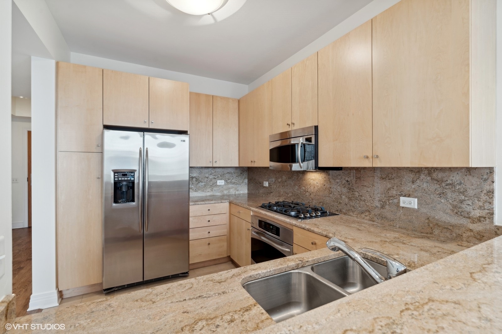 600 N Lake Shore Drive Unit: 4407