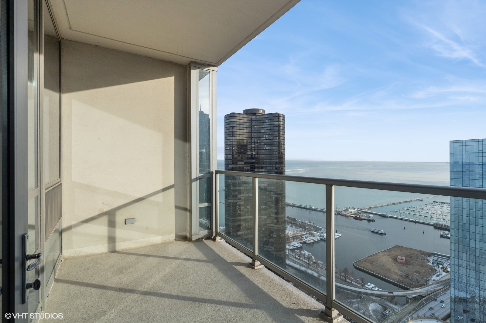 600 N Lake Shore Drive Unit: 4407