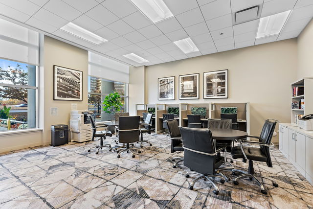 600 N LAKE SHORE Drive Unit: 2205