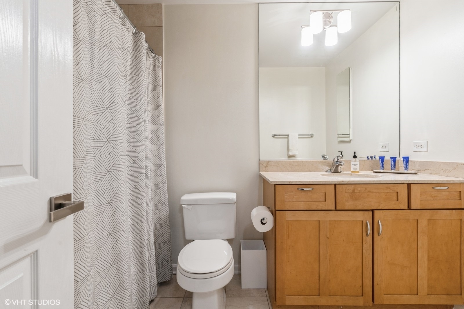 3232 N Halsted Street Unit: D801
