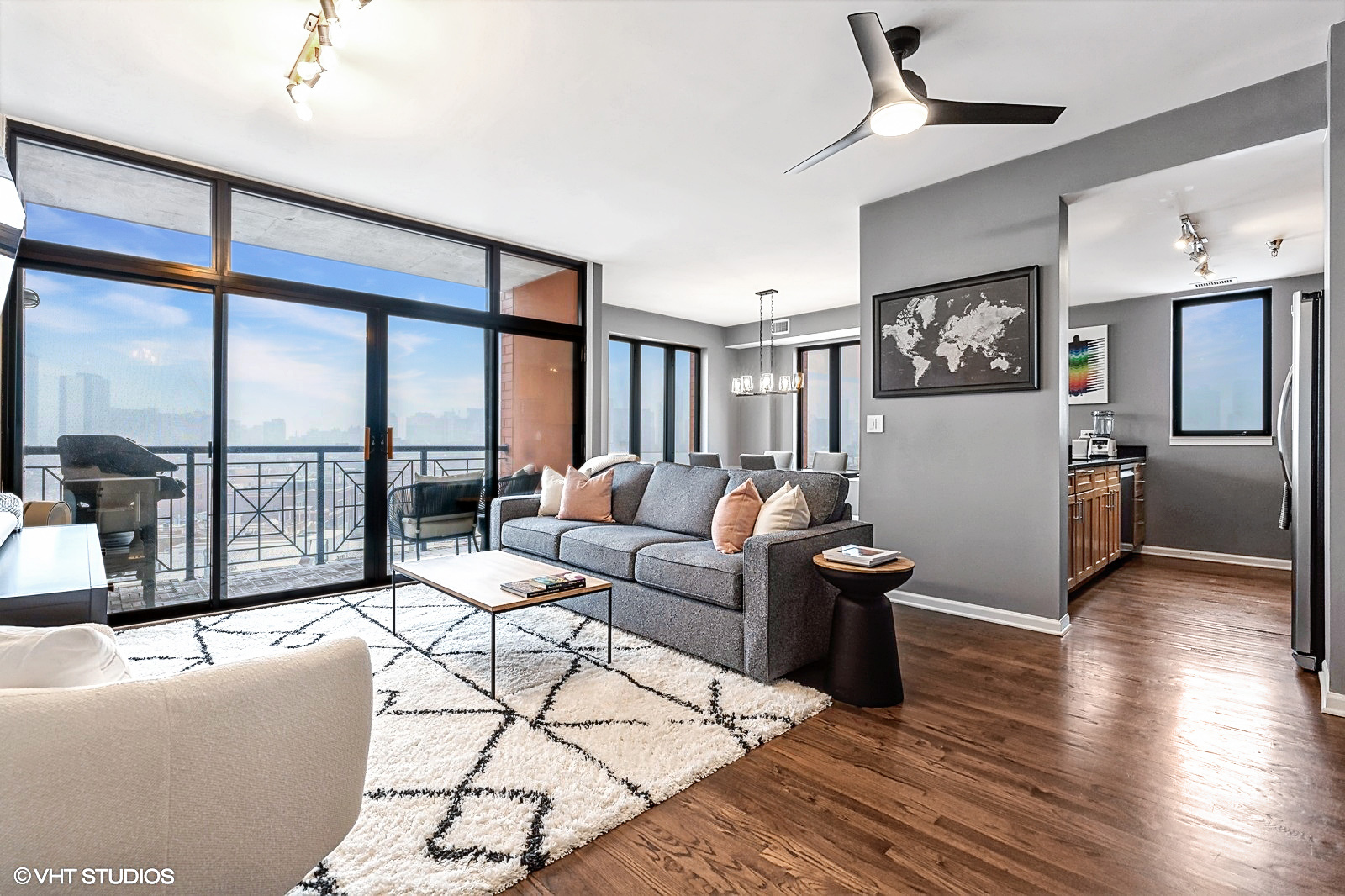 3232 N Halsted Street Unit: D801