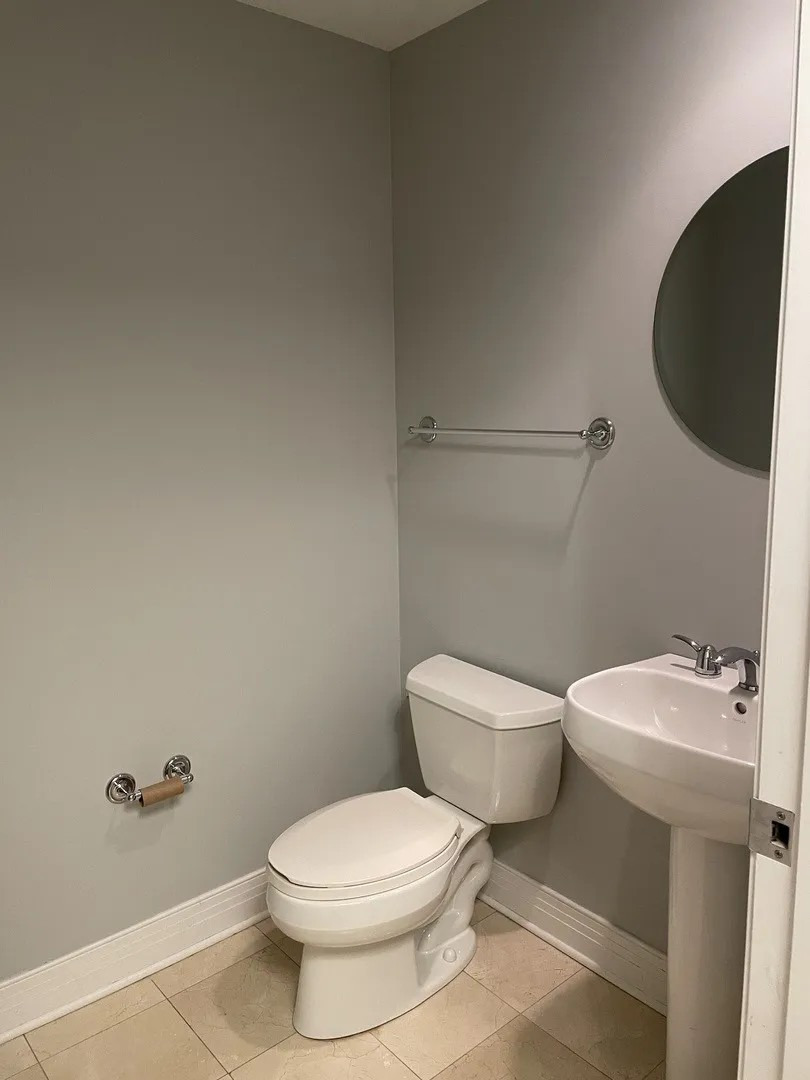 600 N LAKE SHORE Drive Unit: 2310