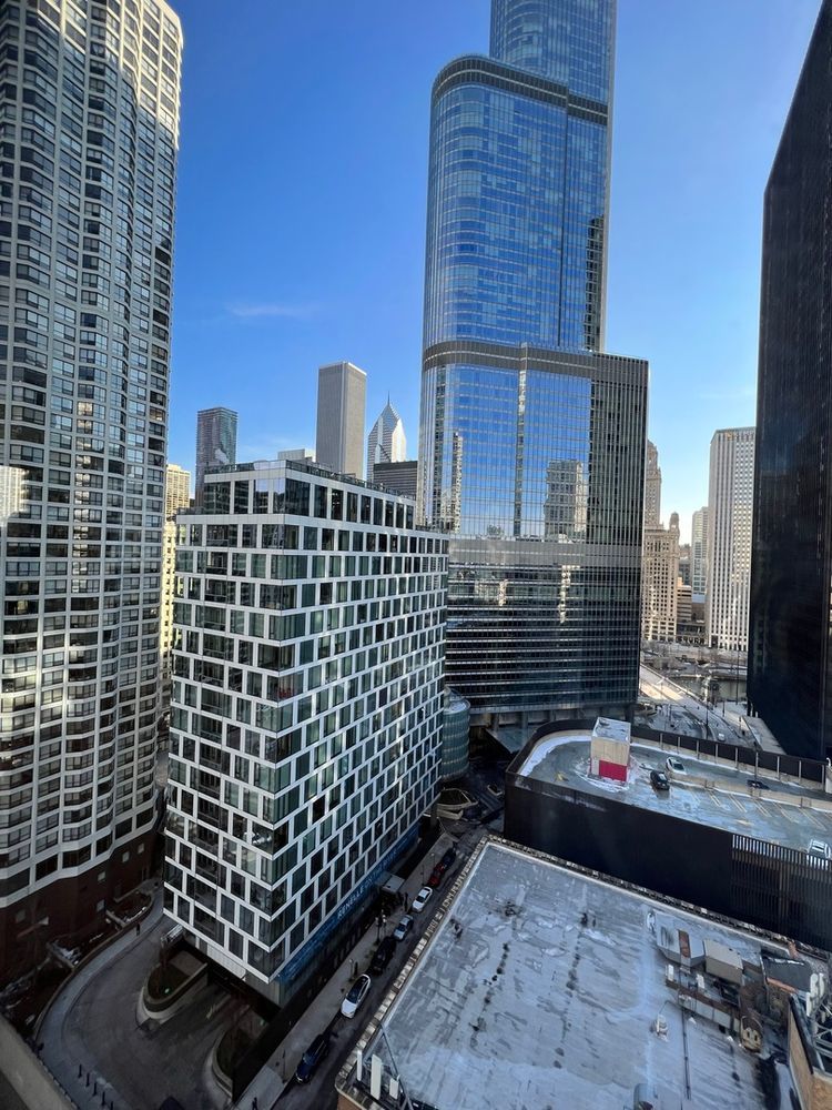 440 N WABASH Avenue Unit: 2509